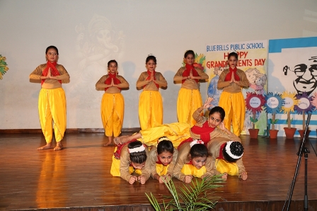 DIVYA ANUBHUTI A SPIRITUAL RENDITION FOR GRANDPARENTS